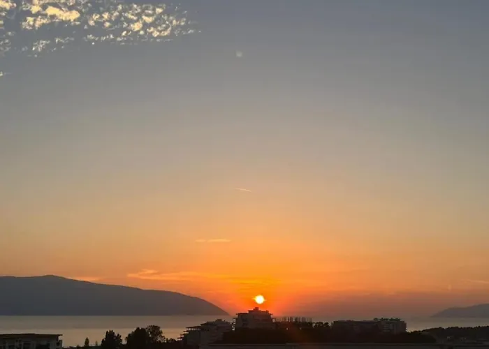 Sea And Sun Apartament